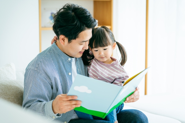 子供と遊ぶ